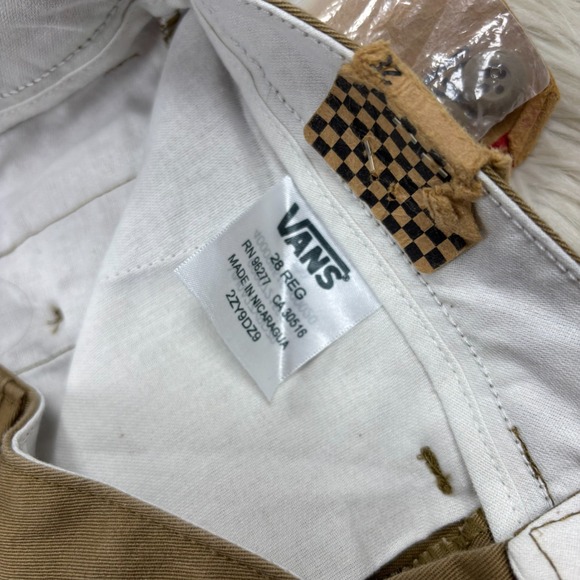 NWT Vans Men's 28 Brown Twill Chino Flat Front Shorts Skate Streetwear - Picture 4 of 6